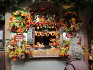 A bakery on the main street in Riquewihr wins the unofficial decorating contest